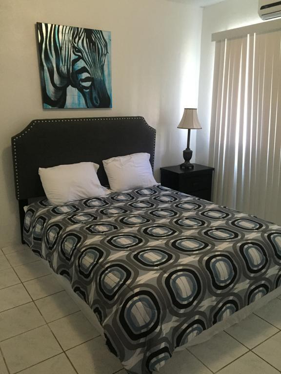 Beautiful 2 Bedroom 1 Bath Тамунинг Екстериор снимка